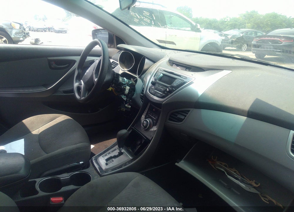 2013 HYUNDAI ELANTRA GLS (ULSAN PLANT) VIN: KMHDH4AE8DU929360