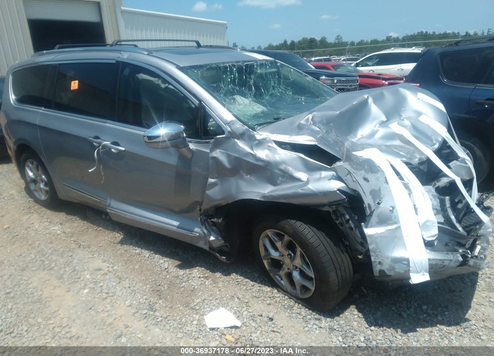 2018 CHRYSLER PACIFICA LIMITED VIN: 2C4RC1GG7JR320611