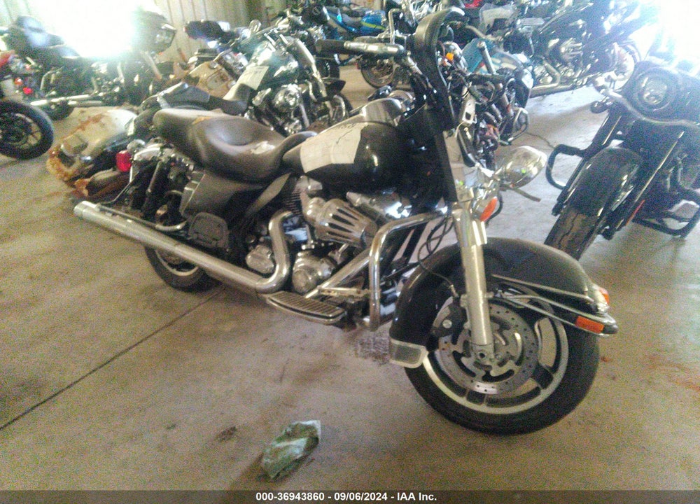 2013 HARLEY-DAVIDSON FLHTP POLICE ELECTRA GLIDE VIN: 1HD1FMM15DB619439