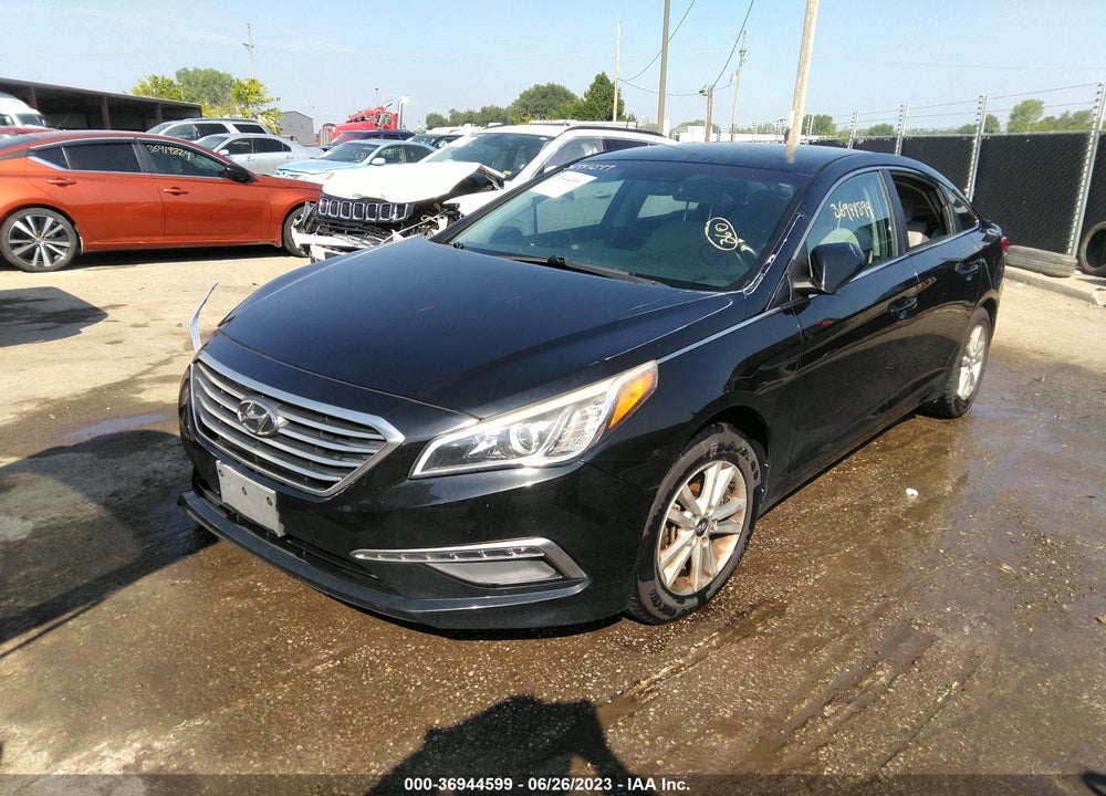 2015 HYUNDAI SONATA SE VIN: 5NPE24AF6FH071516