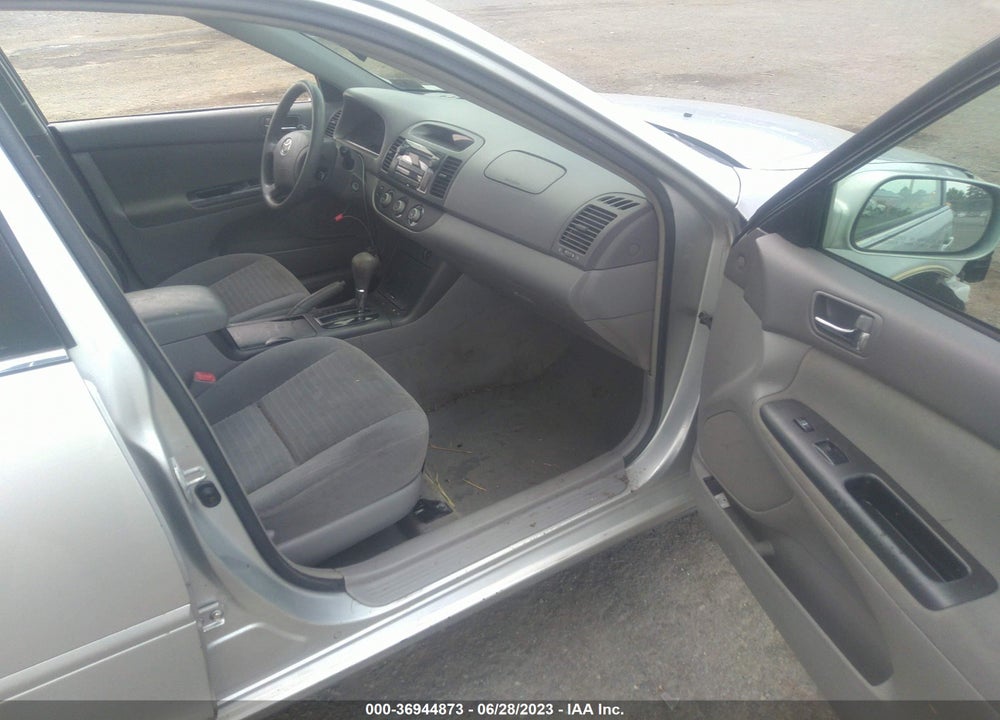 2005 TOYOTA CAMRY LE VIN: 4T1BE32K25U633122