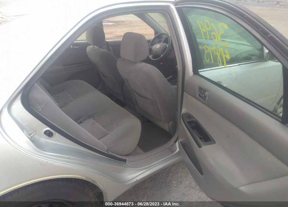 2005 TOYOTA CAMRY LE VIN: 4T1BE32K25U633122