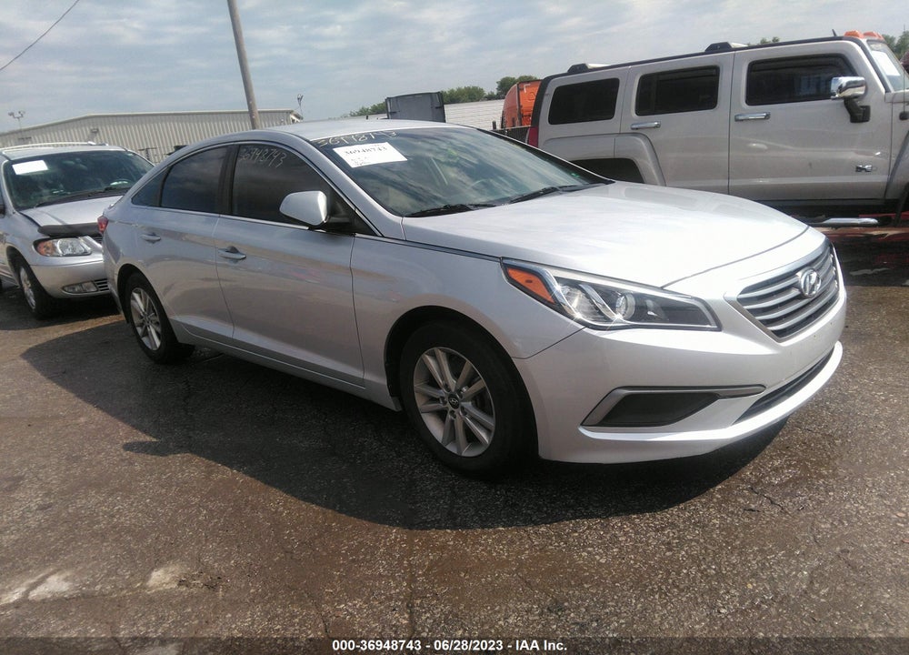 2016 HYUNDAI SONATA SE VIN: 5NPE24AFXGH269856
