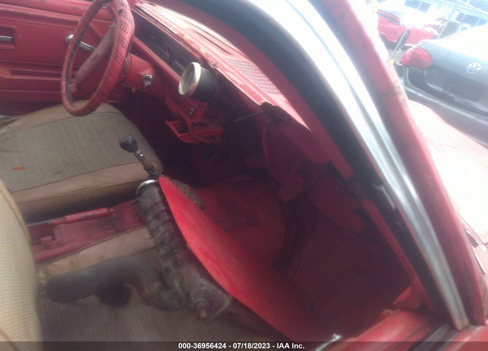 1977 CHEVROLET VEGA VIN: 1V77B7U145053