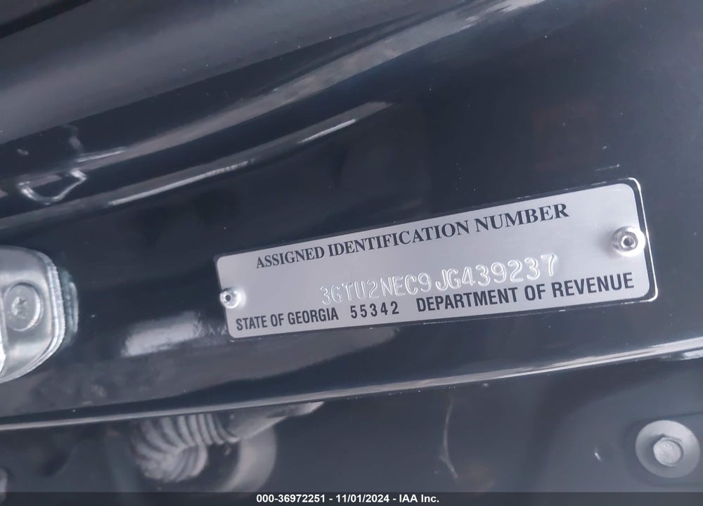 2018 GMC SIERRA 1500 SLT VIN: 3GTU2NEC9JG439237