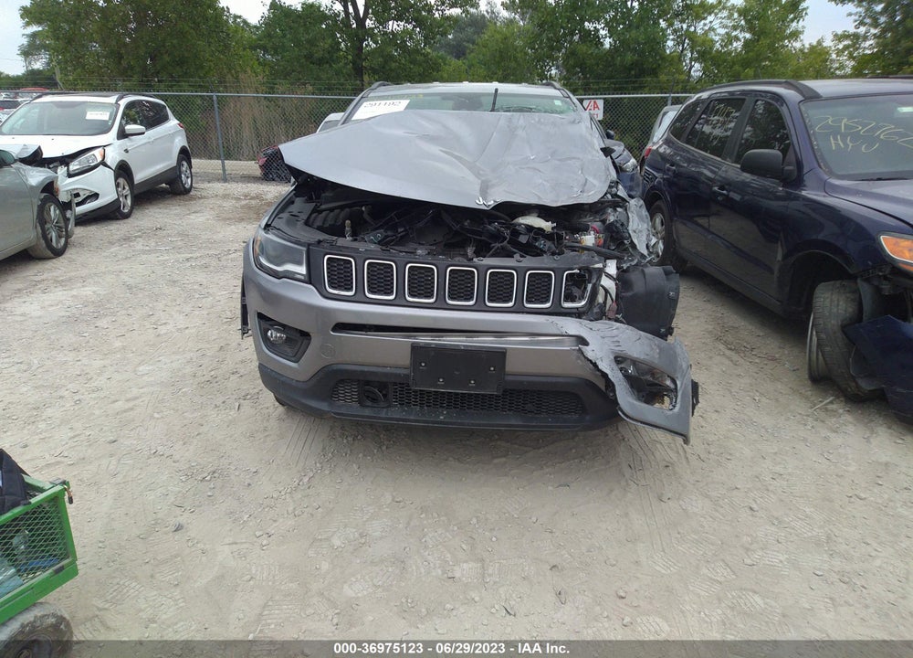 2018 JEEP COMPASS LATITUDE 4X4 VIN: 3C4NJDBB7JT101369