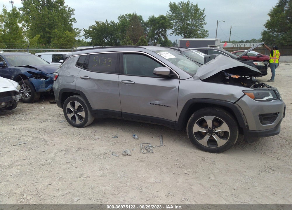 2018 JEEP COMPASS LATITUDE 4X4 VIN: 3C4NJDBB7JT101369