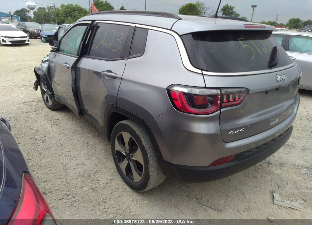 2018 JEEP COMPASS LATITUDE 4X4 VIN: 3C4NJDBB7JT101369