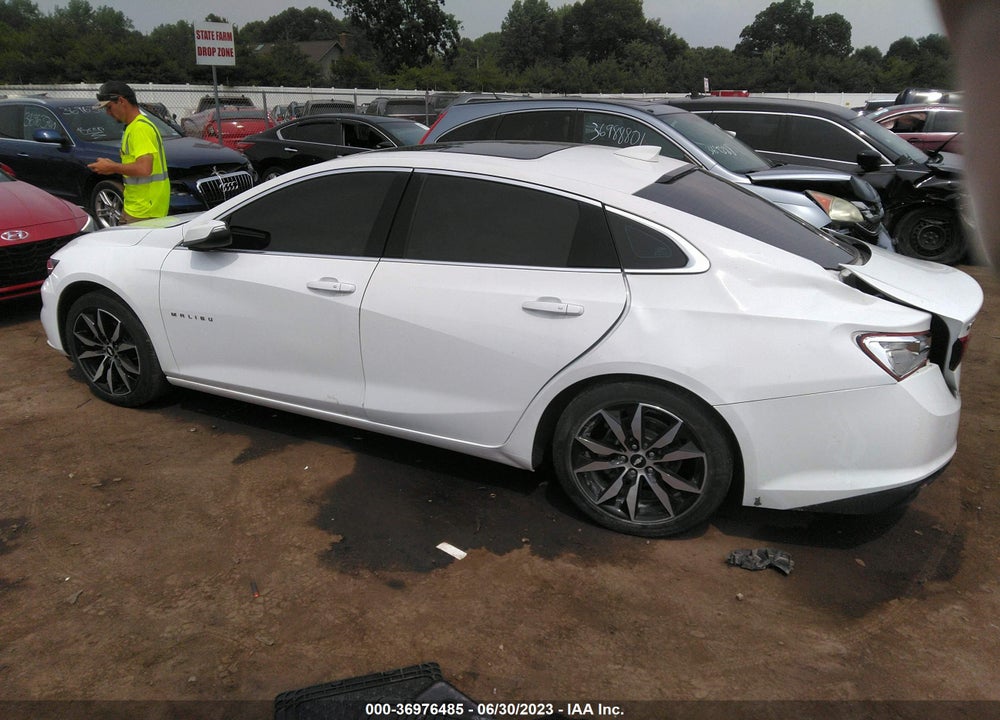 2018 CHEVROLET MALIBU LT VIN: 1G1ZD5ST2JF286828