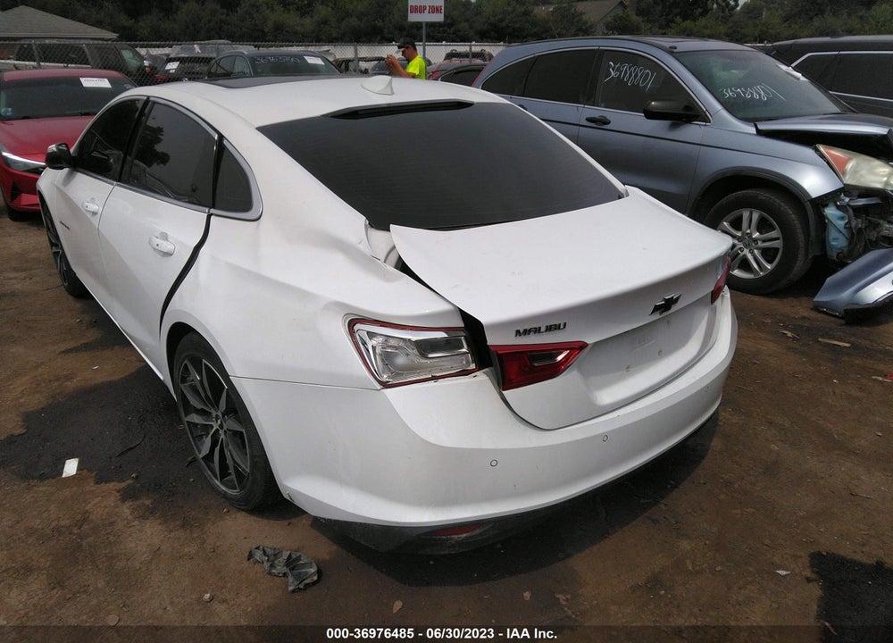 2018 CHEVROLET MALIBU LT VIN: 1G1ZD5ST2JF286828