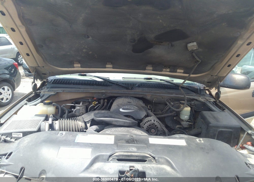 2001 CHEVROLET SUBURBAN LS VIN: 3GNFK16T11G154118