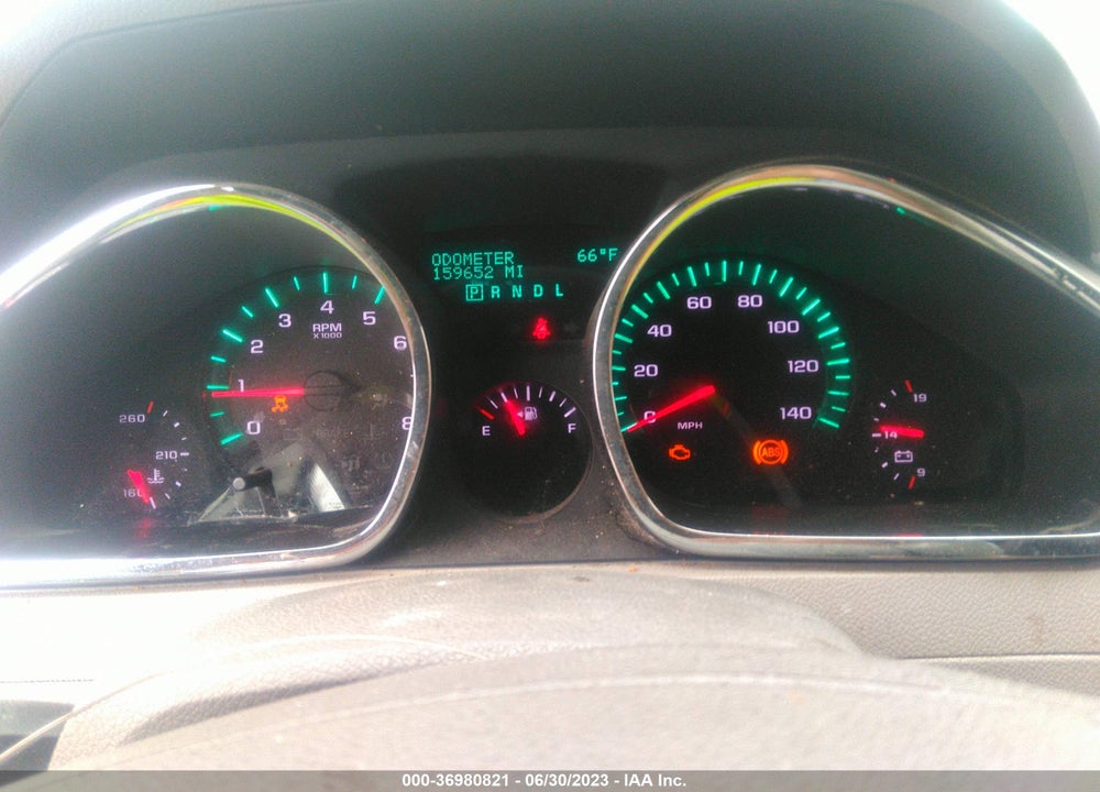 2011 CHEVROLET TRAVERSE LS VIN: 1GNKVFED1BJ333529