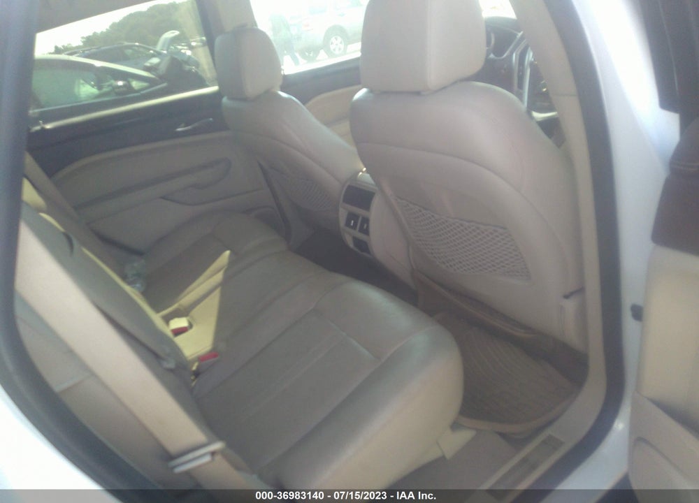 2011 CADILLAC SRX LUXURY COLLECTION VIN: 3GYFNDEY6BS638373
