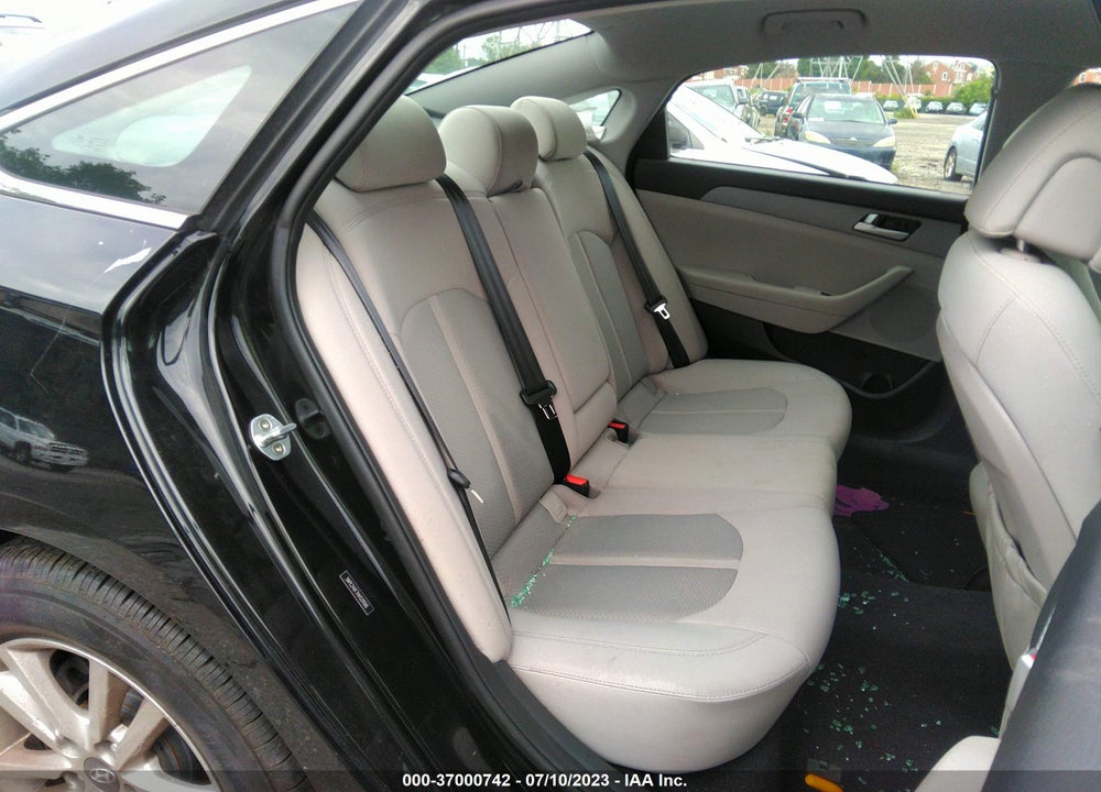 2017 HYUNDAI SONATA VIN: 5NPE24AF7HH529566