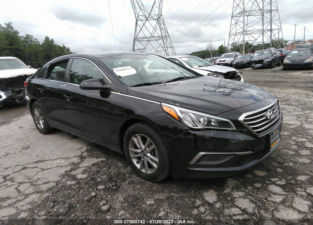 2017 HYUNDAI SONATA VIN: 5NPE24AF7HH529566