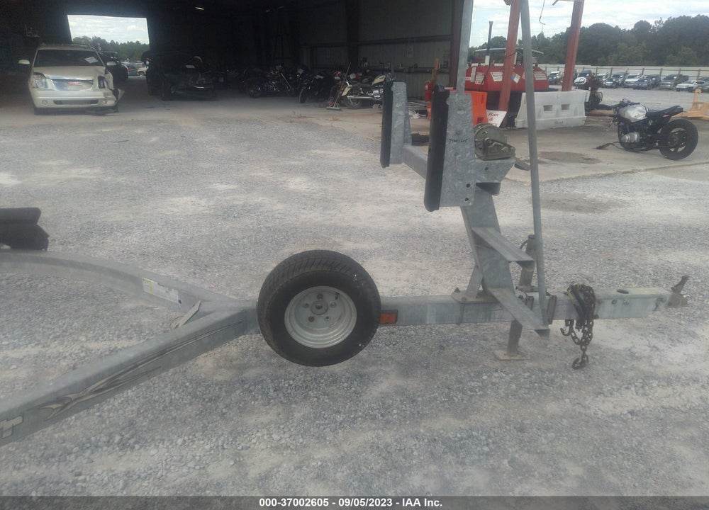 2000 SHORE LANDER PONTOON BOAT & TRAILER VIN: 1MDHAUV247A363894