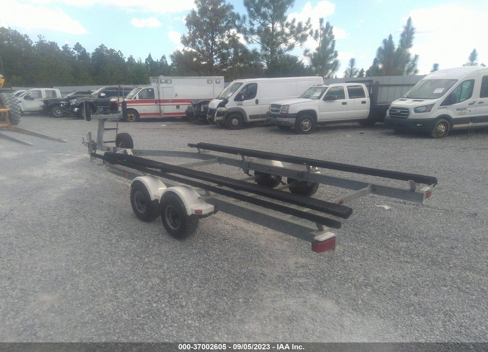 2000 SHORE LANDER PONTOON BOAT & TRAILER VIN: 1MDHAUV247A363894