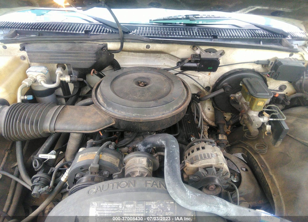 1988 CHEVROLET GMT-400 C1500 VIN: 1GCDC14K7JZ147634