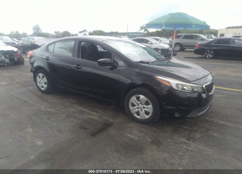2018 KIA FORTE LX VIN: 3KPFL4A72JE247520
