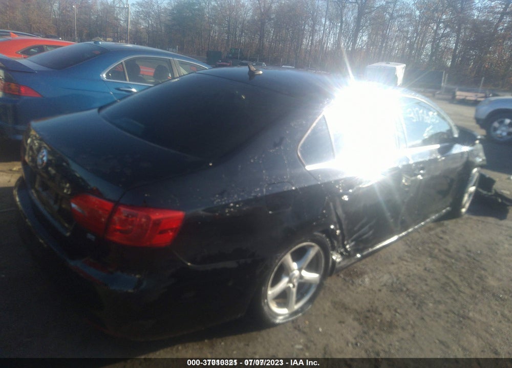 2014 VOLKSWAGEN JETTA 1.8T SE VIN: 3VWD17AJ4EM291988