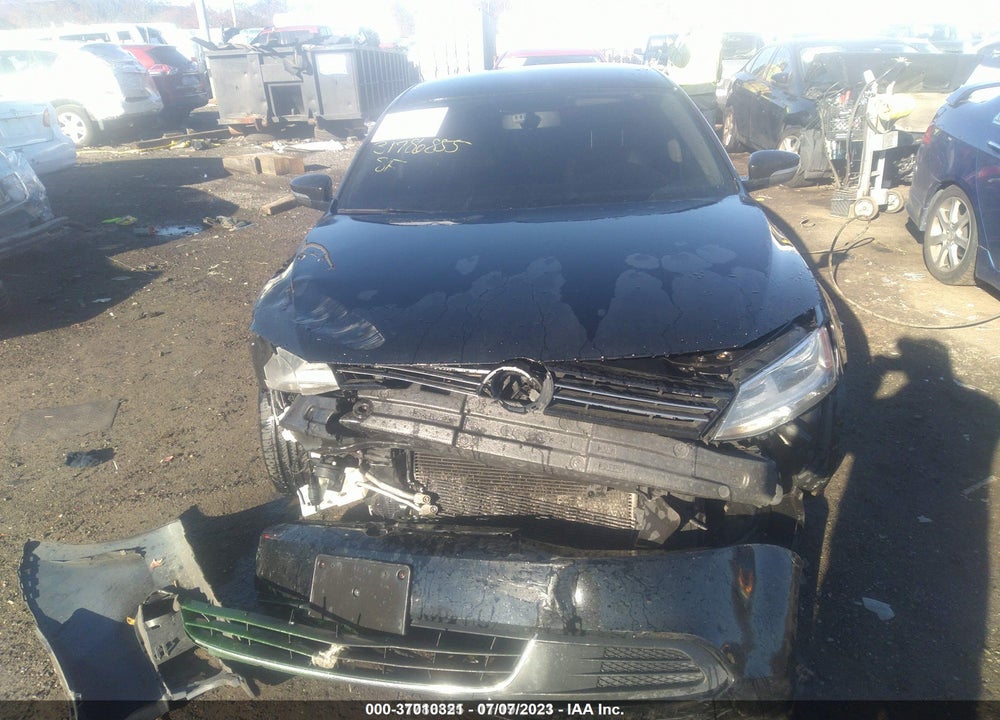 2014 VOLKSWAGEN JETTA 1.8T SE VIN: 3VWD17AJ4EM291988