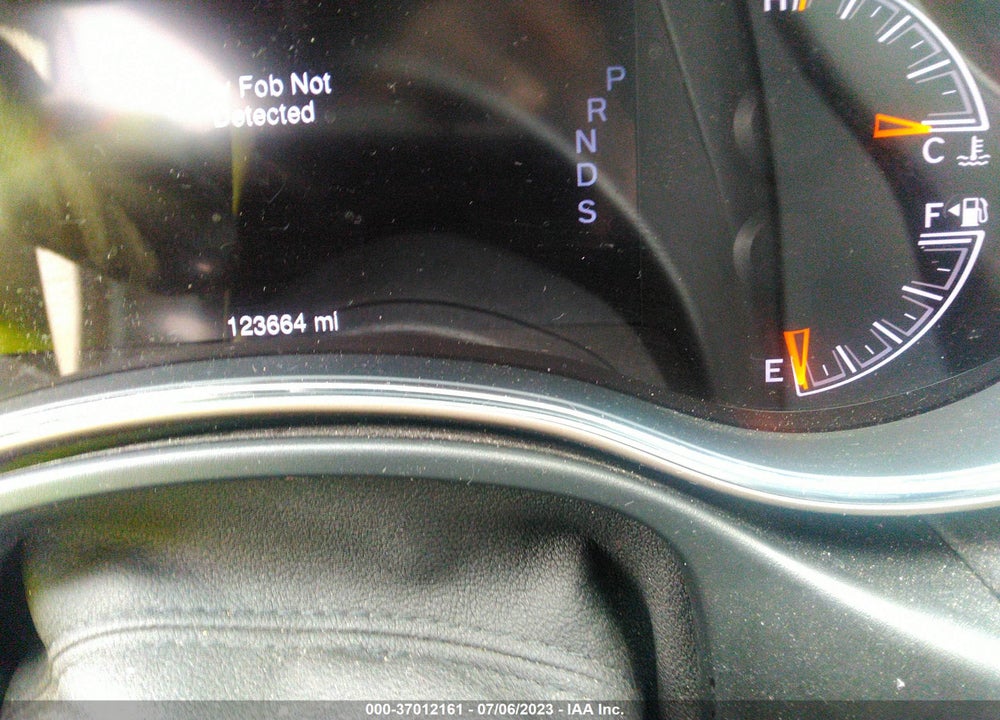 2015 JEEP GRAND CHEROKEE LIMITED VIN: 1C4RJFBG0FC172165