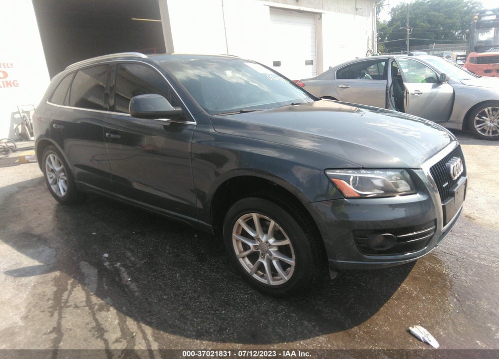 2010 AUDI Q5 3.2 PREMIUM VIN: WA1LKAFP7AA082333