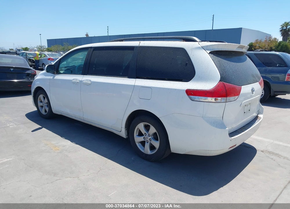 2011 TOYOTA SIENNA LE V6 VIN: 5TDKK3DCXBS088998