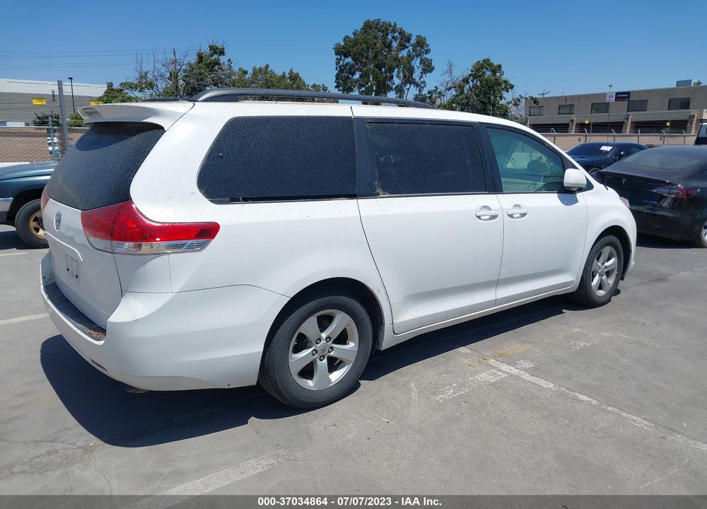 2011 TOYOTA SIENNA LE V6 VIN: 5TDKK3DCXBS088998
