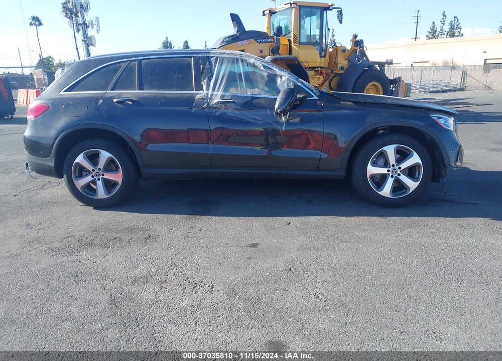2022 MERCEDES-BENZ GLC 300 SUV VIN: W1N0G8DB2NG115910