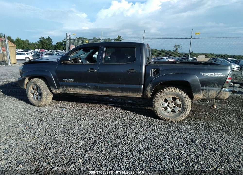 2013 TOYOTA TACOMA BASE V6 VIN: 3TMLU4EN1DM125265