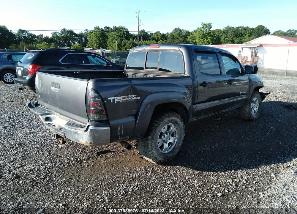 2013 TOYOTA TACOMA BASE V6 VIN: 3TMLU4EN1DM125265