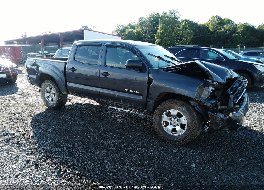 2013 TOYOTA TACOMA BASE V6 VIN: 3TMLU4EN1DM125265