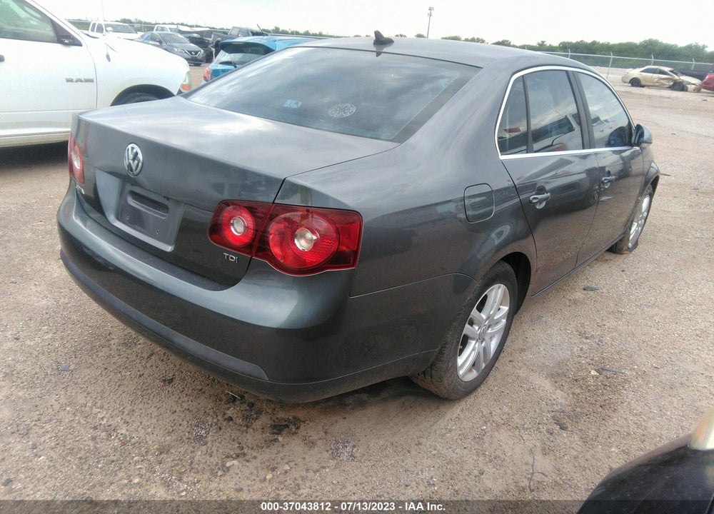 2009 VOLKSWAGEN JETTA TDI VIN: 3VWAL71K99M146960