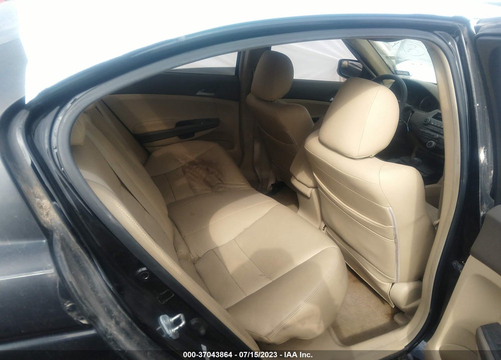 2009 HONDA ACCORD 2.4 LX-P VIN: 1HGCP26449A155710