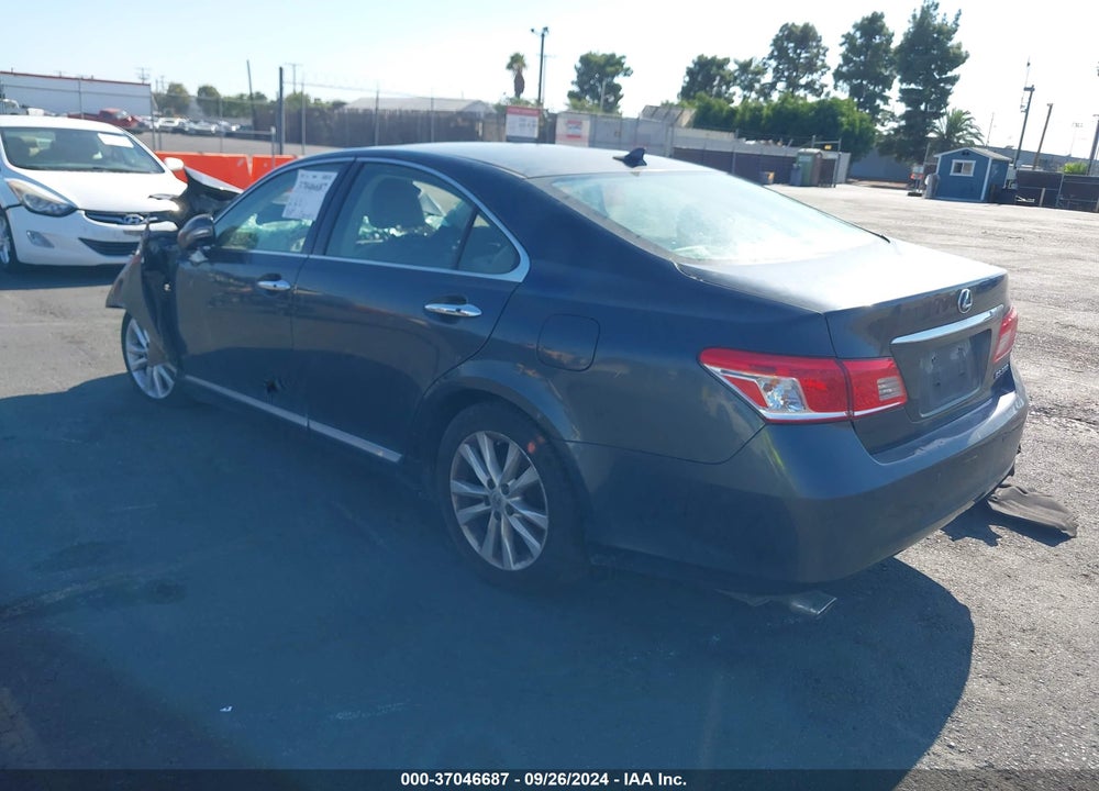 2011 LEXUS ES 350 VIN: JTHBK1EG6B2428627