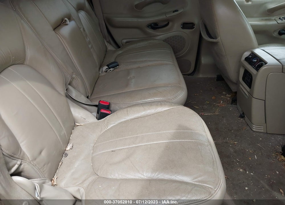 2000 FORD EXPEDITION EDDIE BAUER VIN: 1FMPU18L0YLB02721