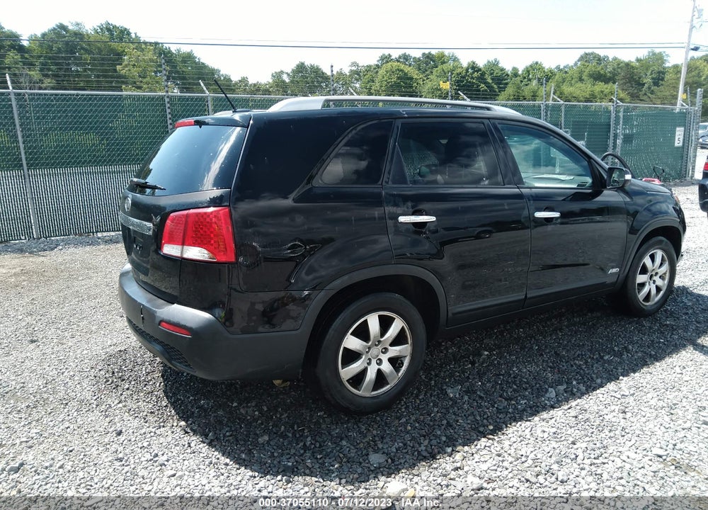 2013 KIA SORENTO VIN: 5XYKTDA21DG348669