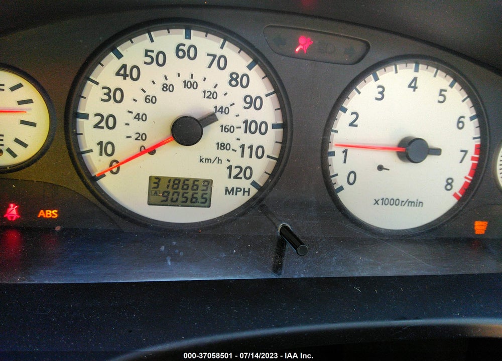 2002 NISSAN PATHFINDER VIN: JN8DR09X22W667146