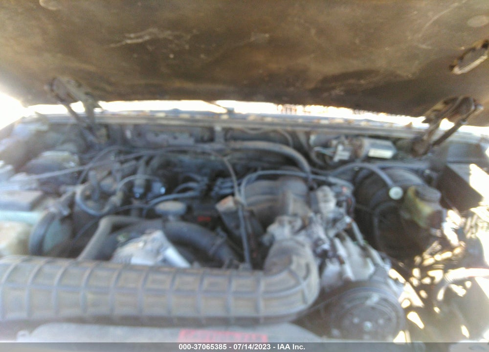 2000 FORD WINDSTAR LX VIN: 1FMCU22X3TUC28560