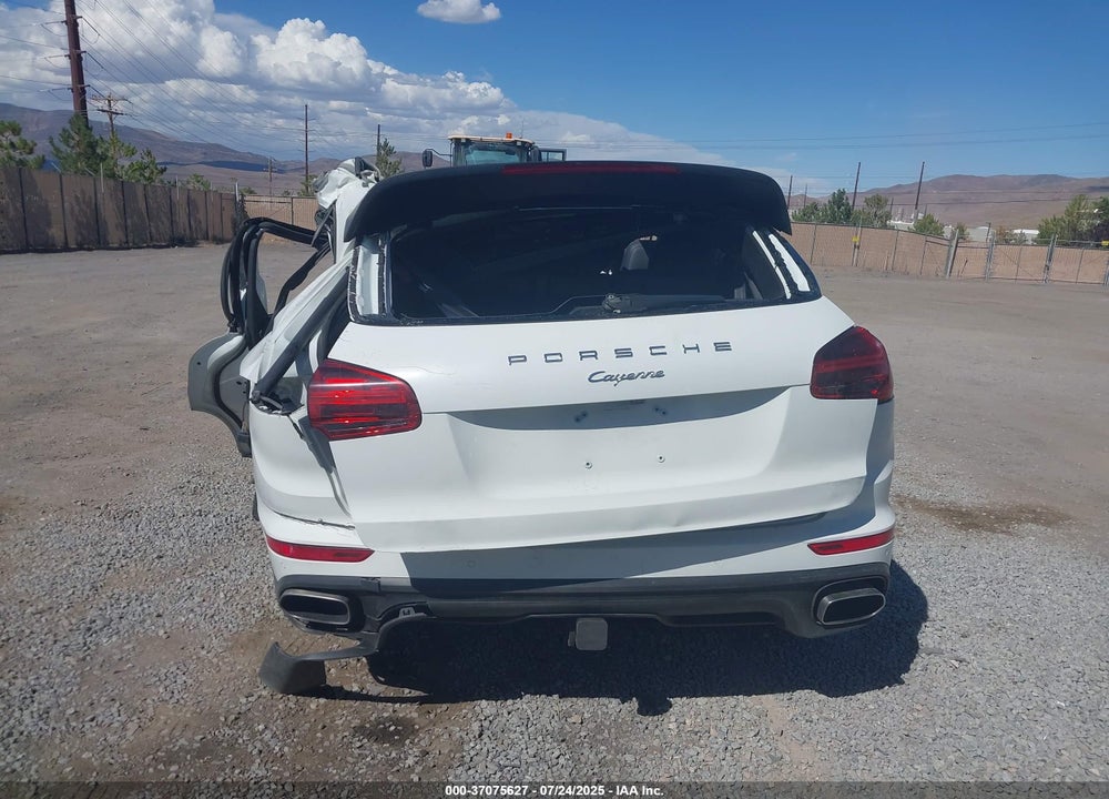 2018 PORSCHE CAYENNE VIN: WP1AA2A21JKA02809
