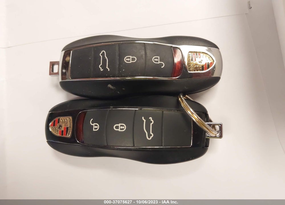 2018 PORSCHE CAYENNE VIN: WP1AA2A21JKA02809