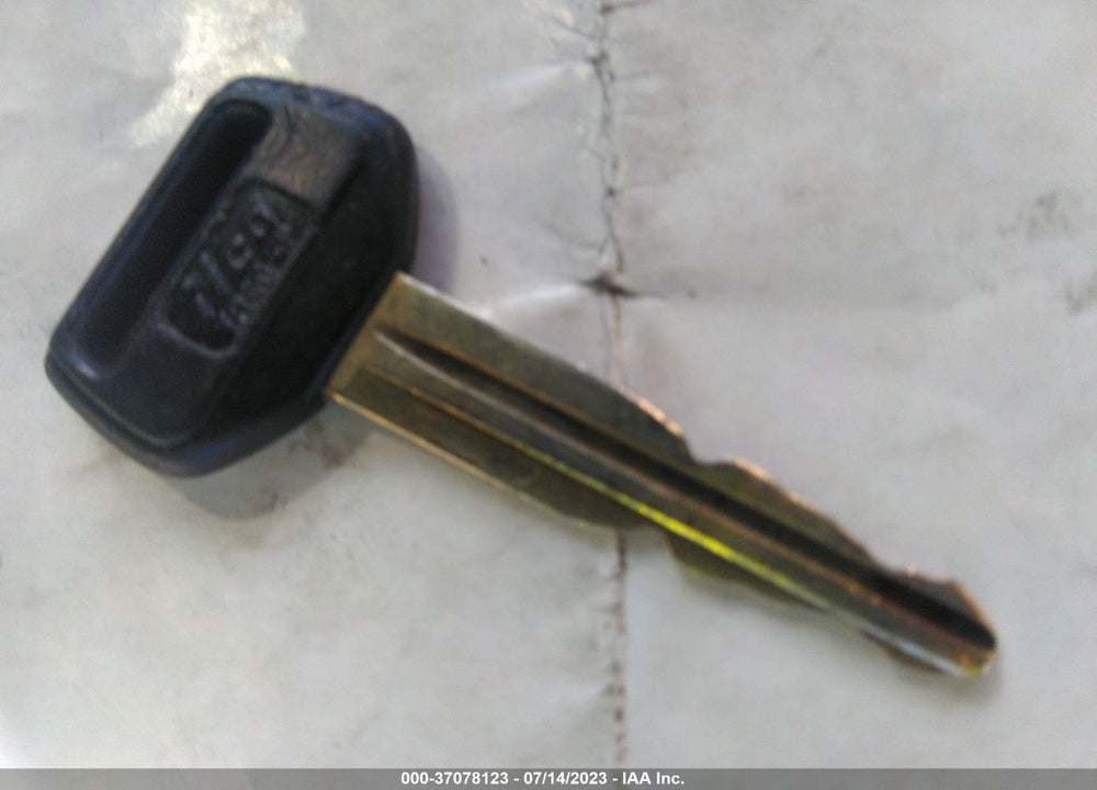 2000 TOYOTA ECHO VIN: JTDAT1230Y0059232