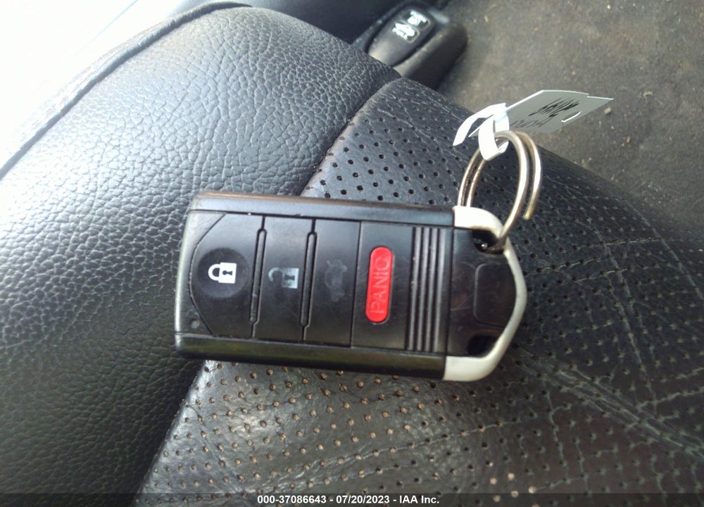 2013 ACURA ILX VIN: 19VDE2E58DE001387