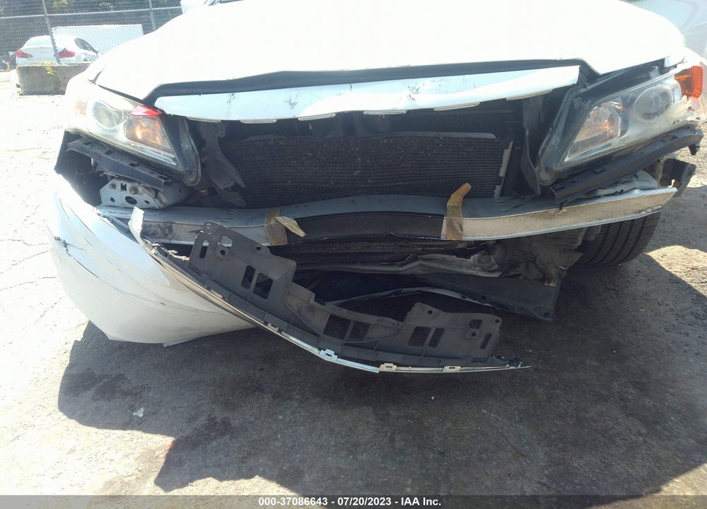 2013 ACURA ILX VIN: 19VDE2E58DE001387