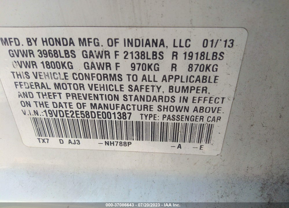 2013 ACURA ILX VIN: 19VDE2E58DE001387