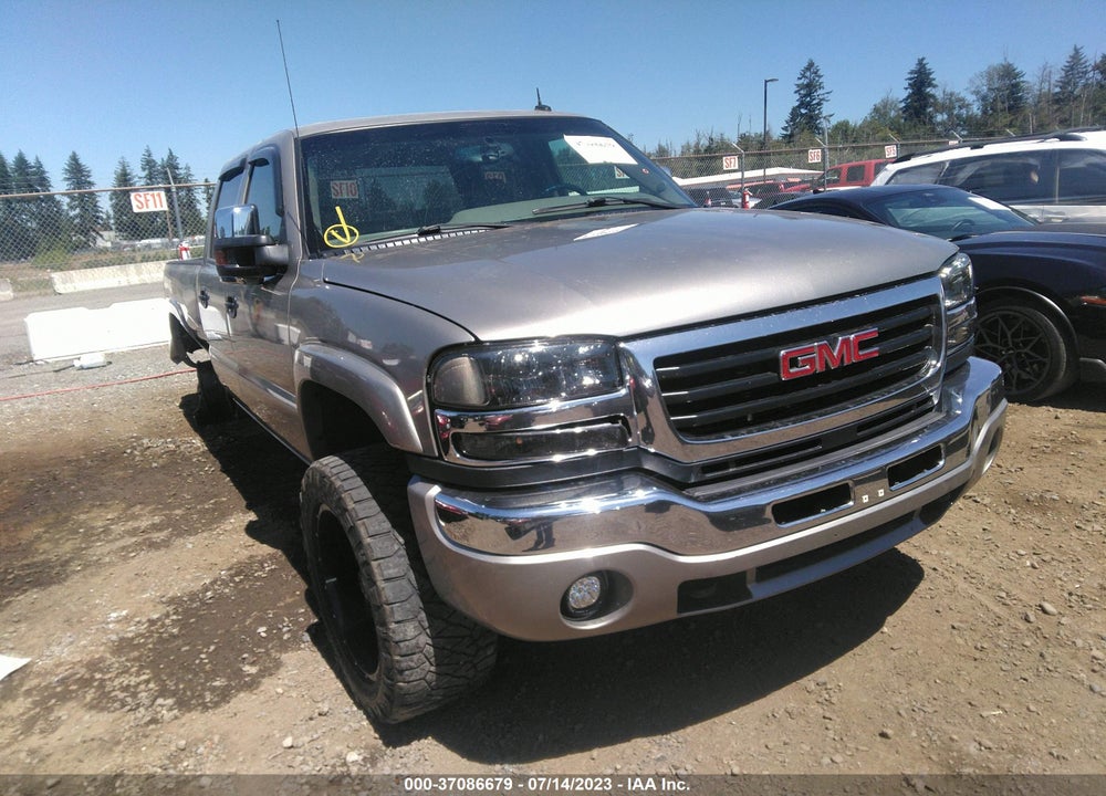 2003 GMC SIERRA 2500HD SLT VIN: 1GTHK23143F244135