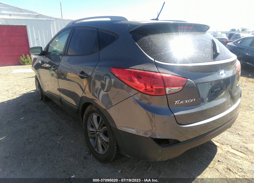 2015 HYUNDAI TUCSON SE VIN: KM8JUCAG1FU993298
