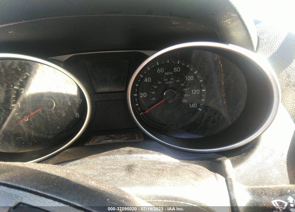 2015 HYUNDAI TUCSON SE VIN: KM8JUCAG1FU993298