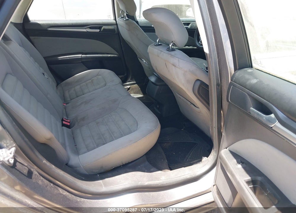 2014 FORD FUSION S VIN: 3FA6P0G73ER365424